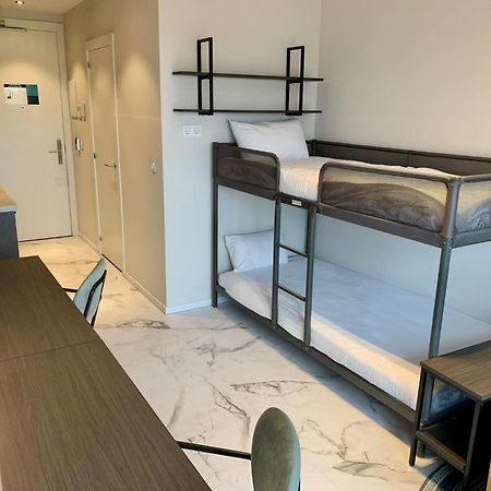 Student Experience Madrid Pozuelo - Luxury Hostel Pozuelo de Alarcón Esterno foto