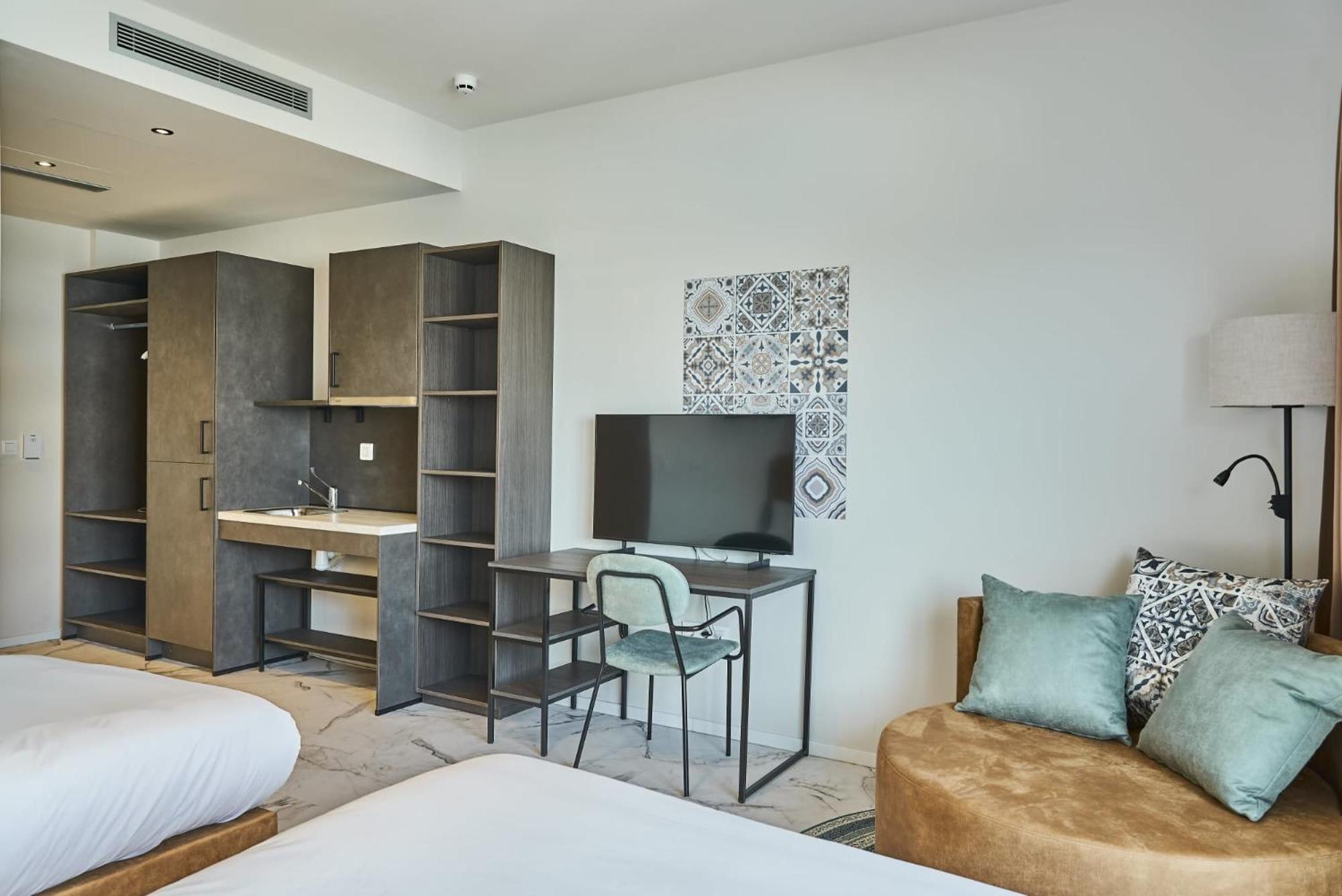 Student Experience Madrid Pozuelo - Luxury Hostel Pozuelo de Alarcón Esterno foto