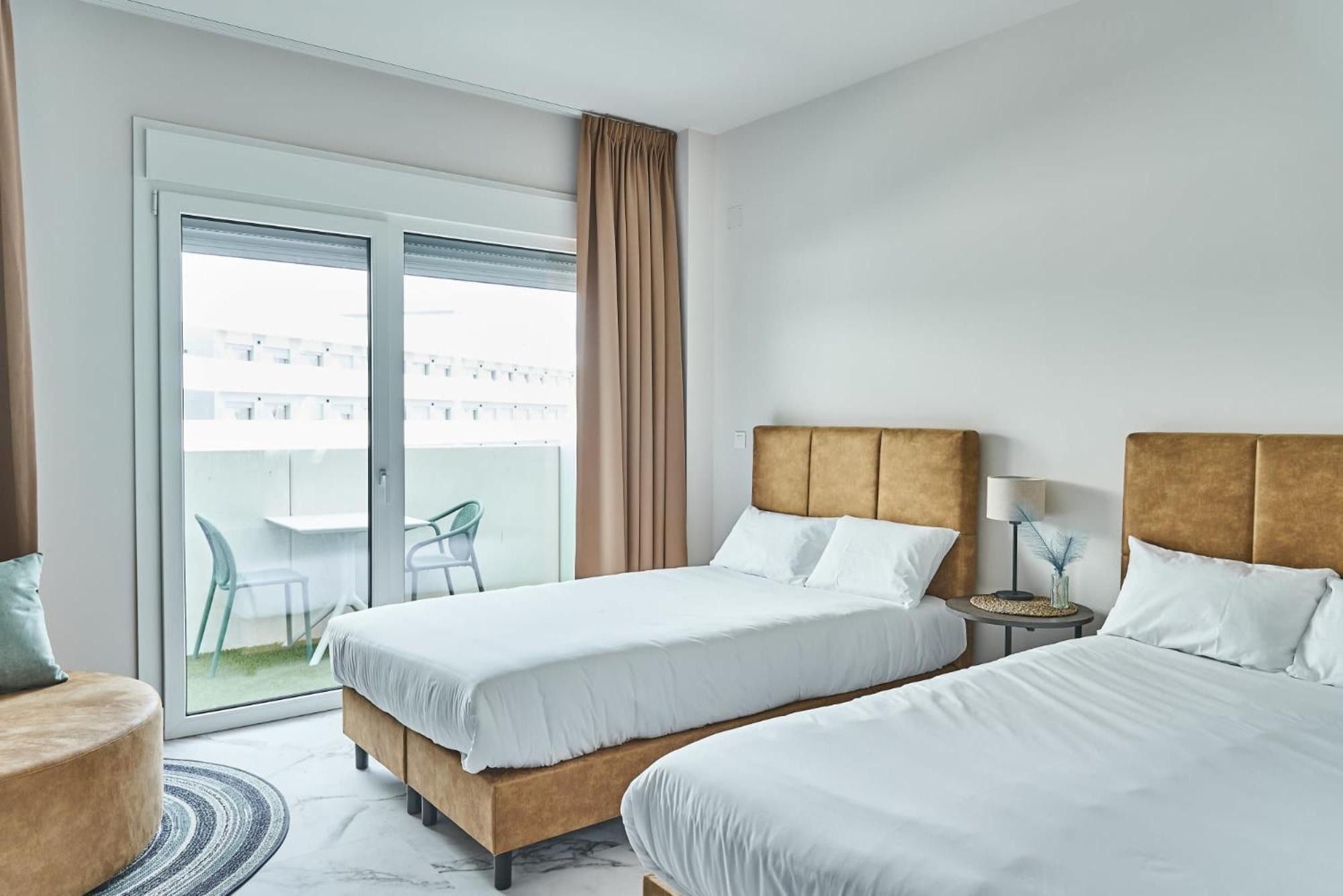 Student Experience Madrid Pozuelo - Luxury Hostel Pozuelo de Alarcón Esterno foto