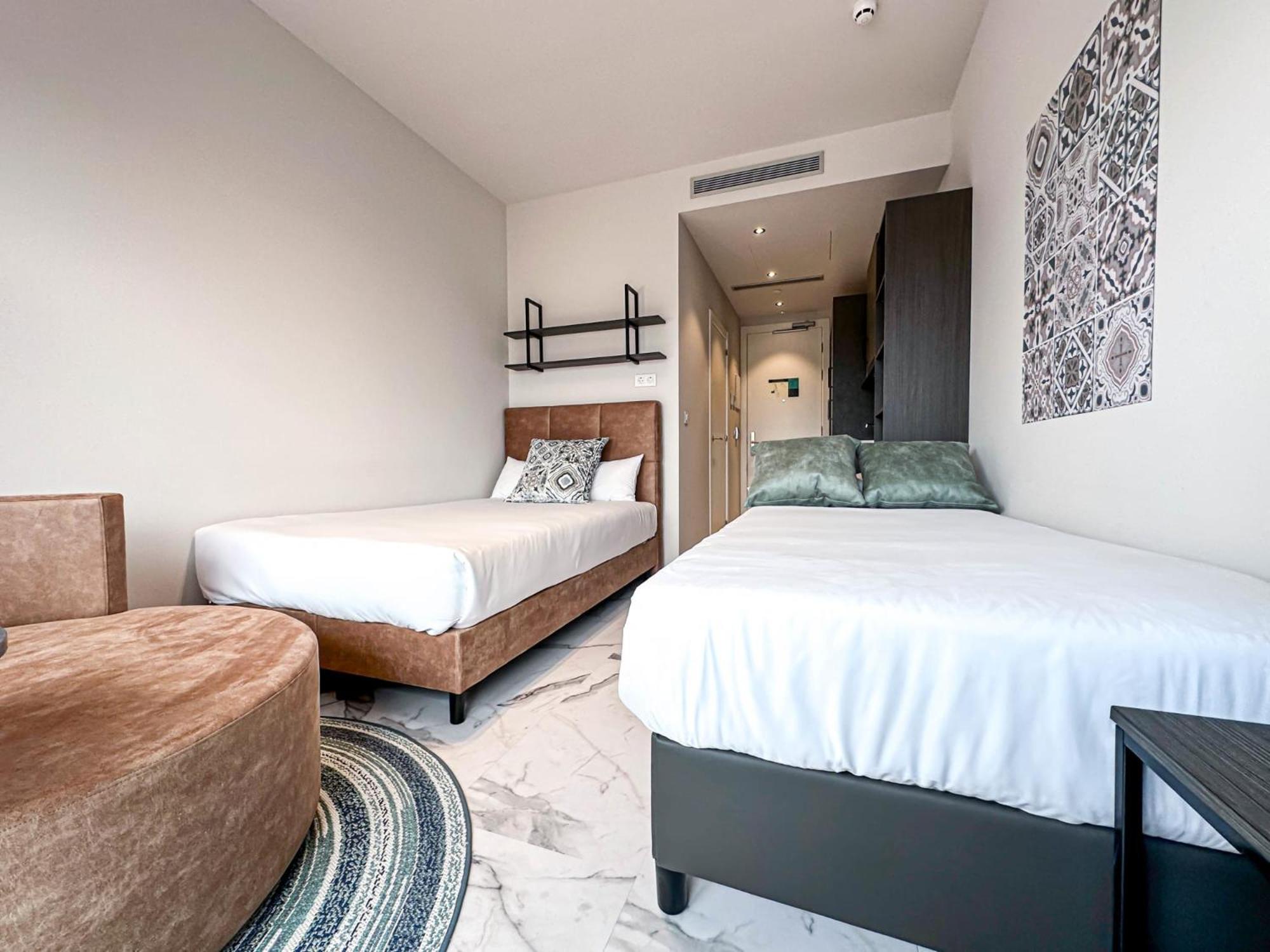 Student Experience Madrid Pozuelo - Luxury Hostel Pozuelo de Alarcón Esterno foto