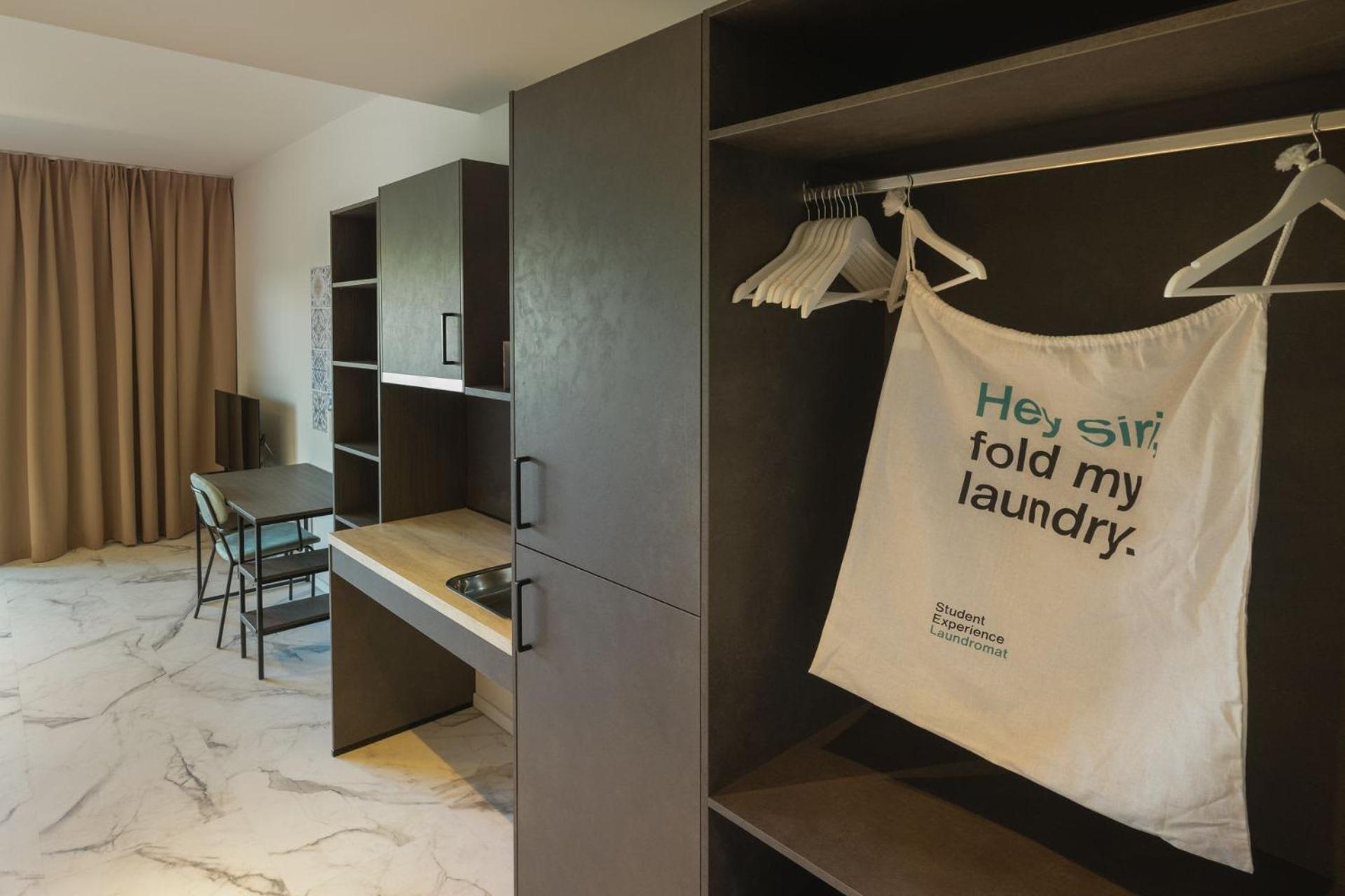 Student Experience Madrid Pozuelo - Luxury Hostel Pozuelo de Alarcón Esterno foto